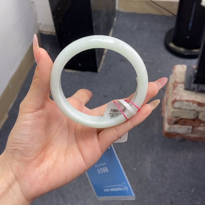 翡翠未镶嵌手镯ᴴ***°64圈口