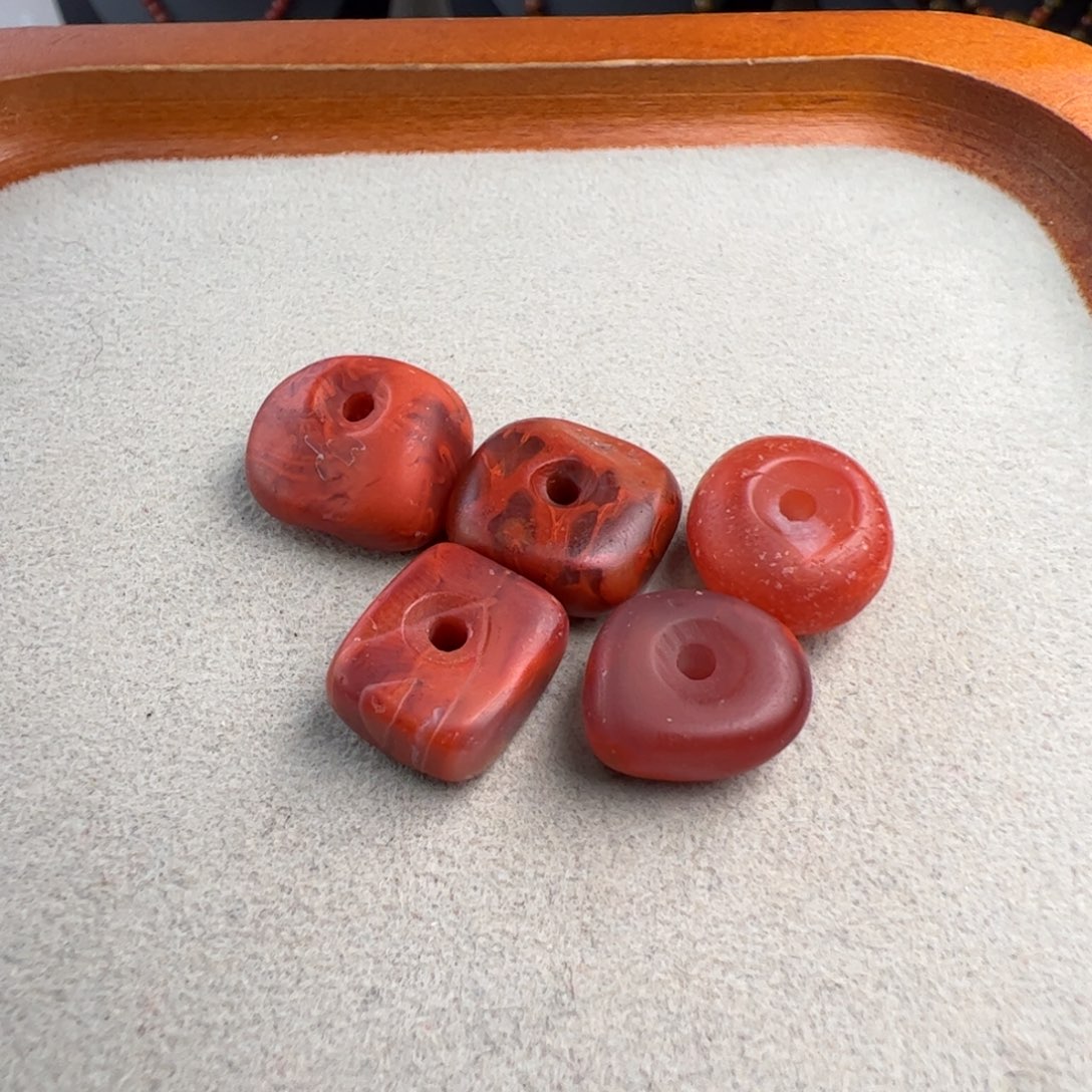 南红玛瑙未镶嵌（藏扣12-14mm发一）