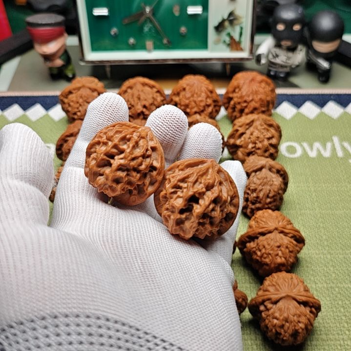 文玩核桃吊坠平谷龙鳞