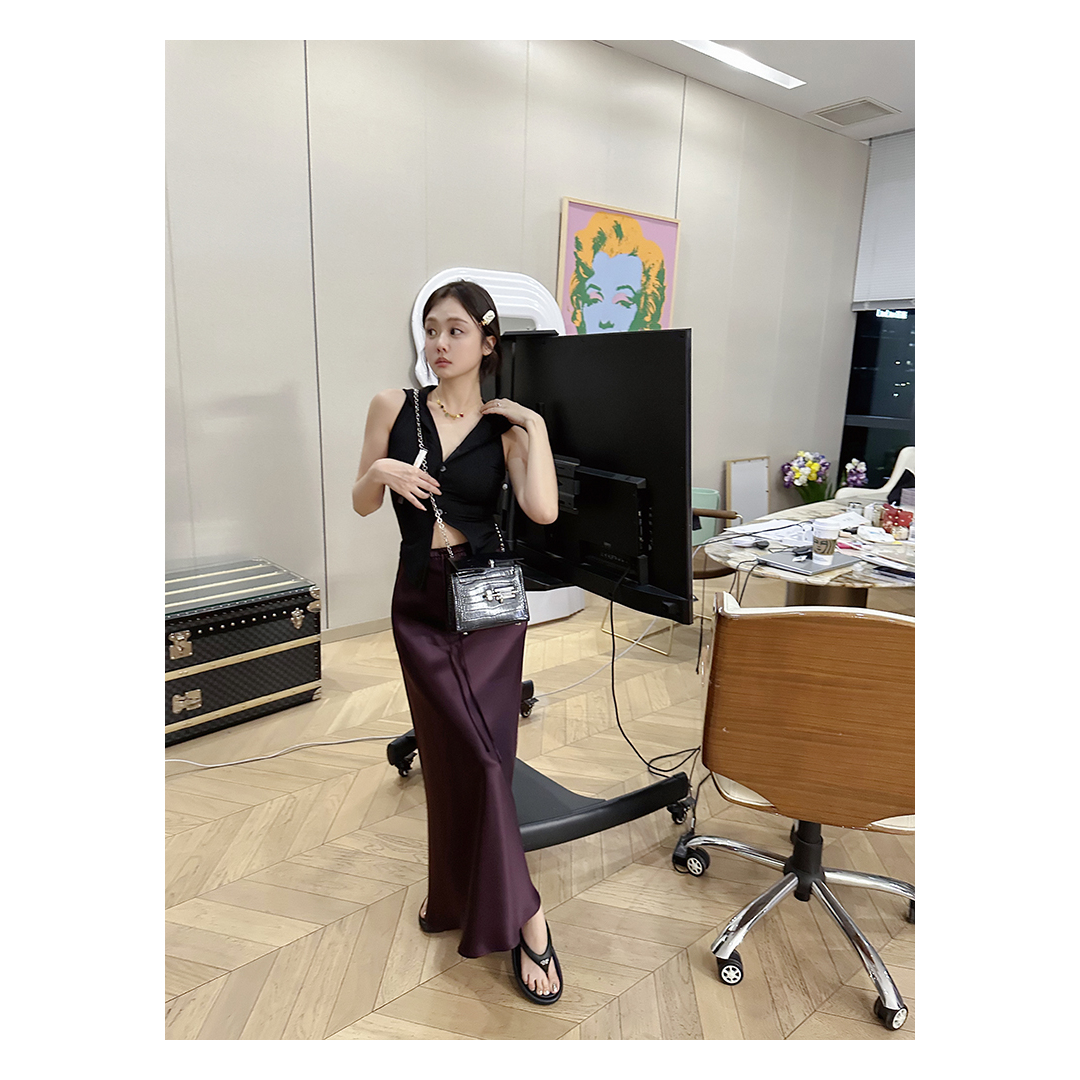  【山本黑】连帽马甲上衣 LT240117 醋酸半裙套装 LQ240087