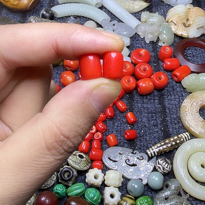 小***使玛瑙/玉髓合金颈饰