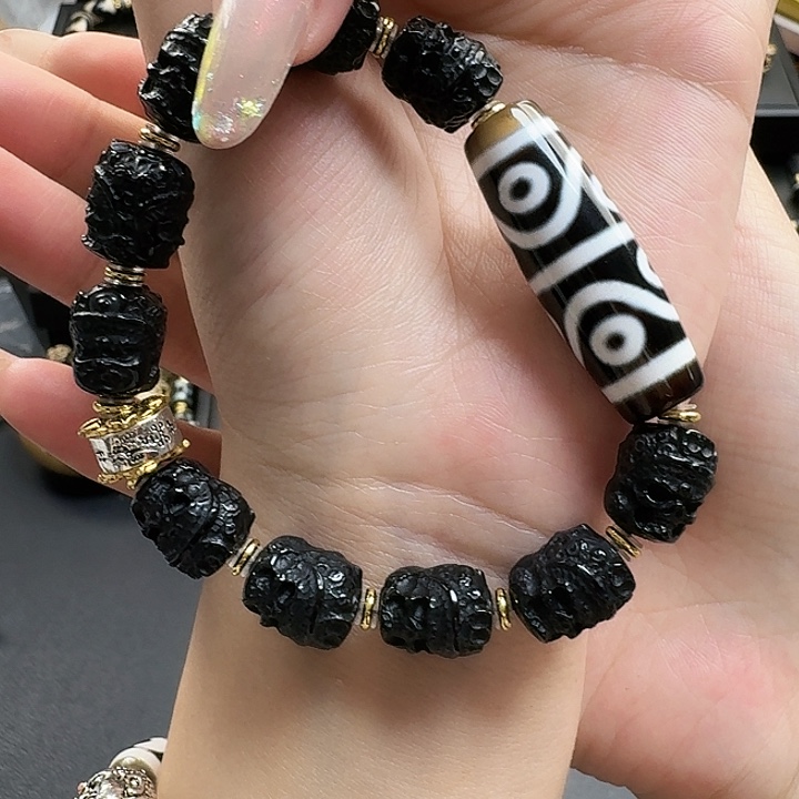 玛瑙/玉髓手串未镶嵌