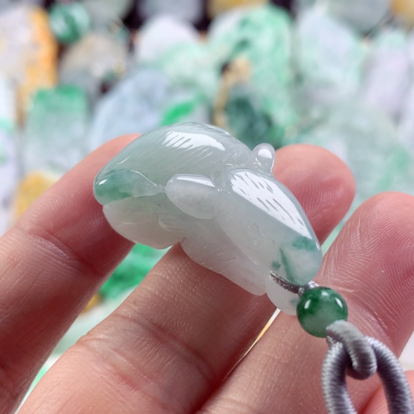 【闪购商品】翡翠吊坠(不含链)未镶嵌