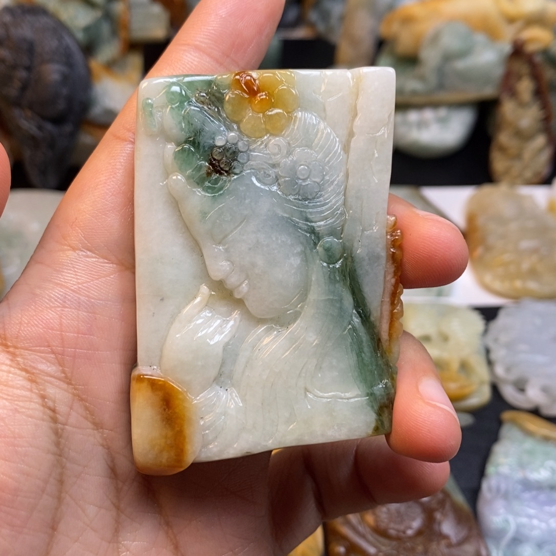 *****定制翡翠未镶嵌特色