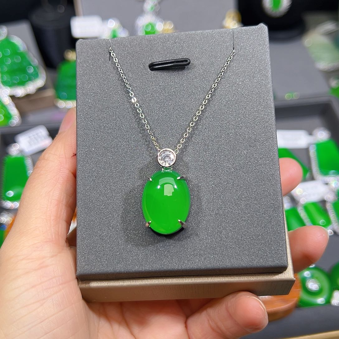 玛瑙/玉髓合金颈饰