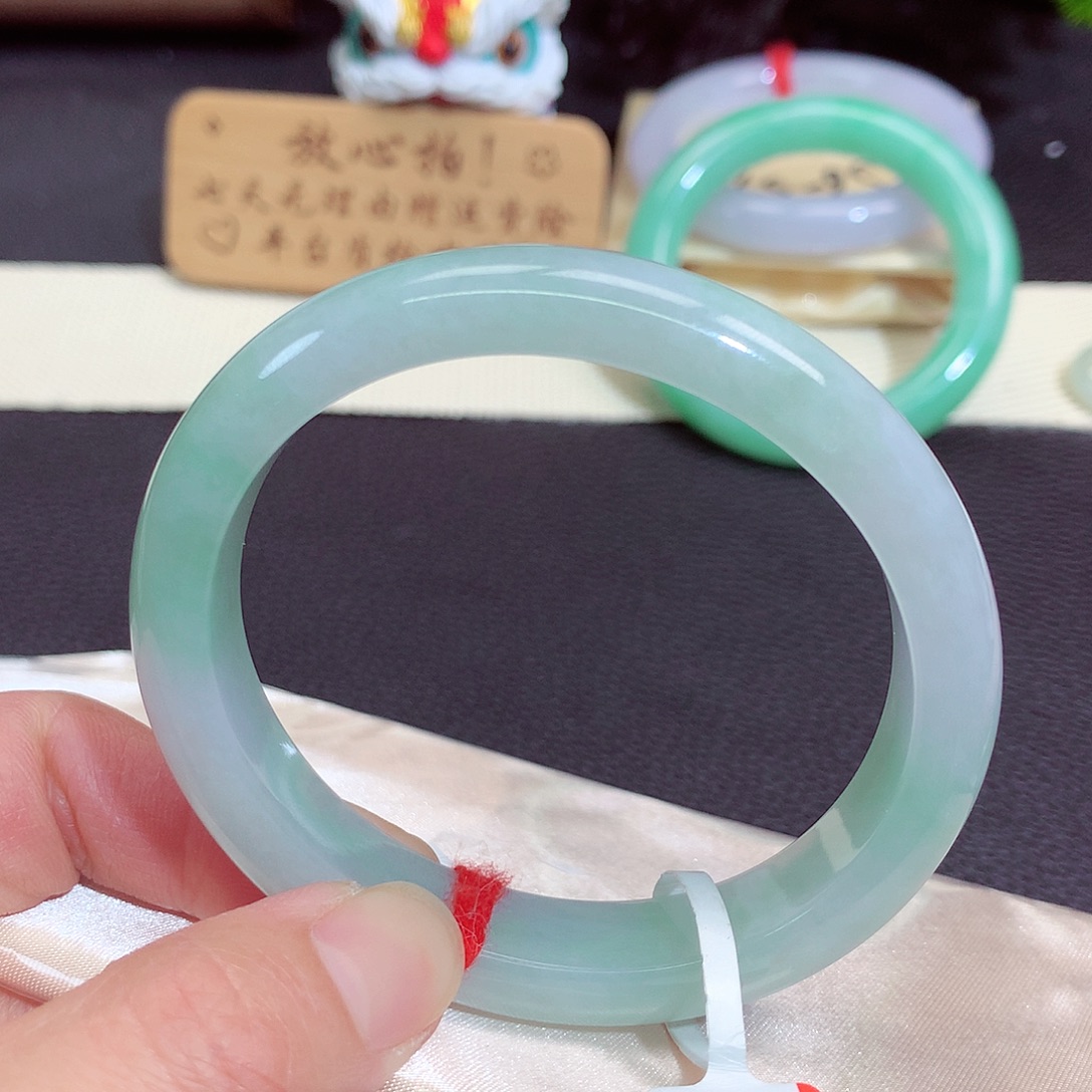 翡翠未镶嵌手镯418