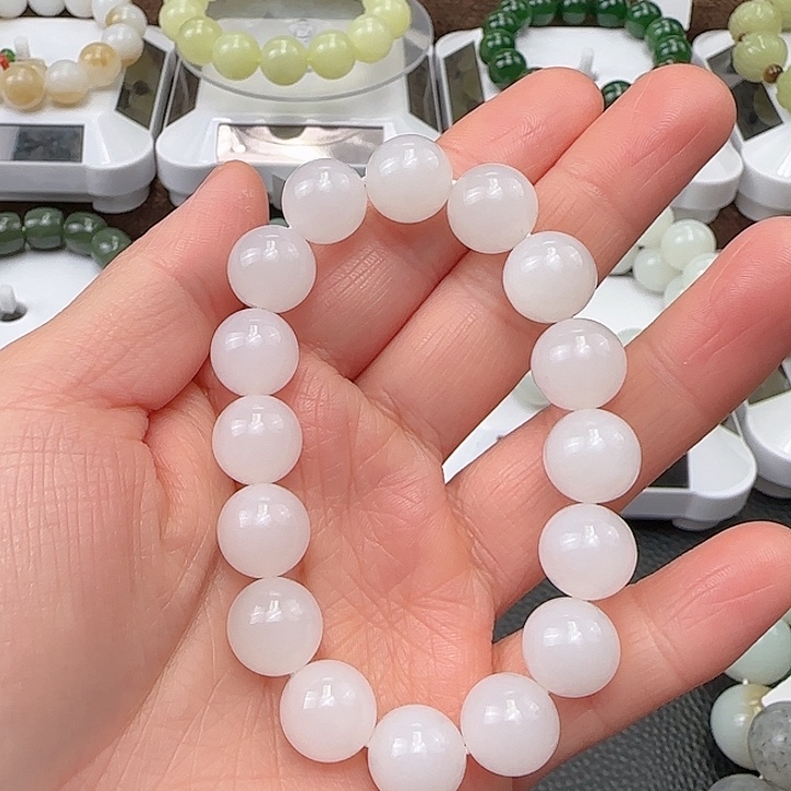 和田玉手串未镶嵌