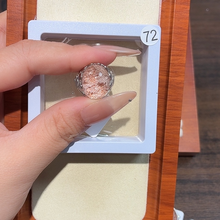 ****漫银S925镶嵌戒指水晶