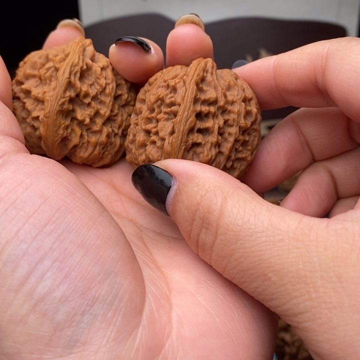 半***缘吊坠文玩核桃南疆石