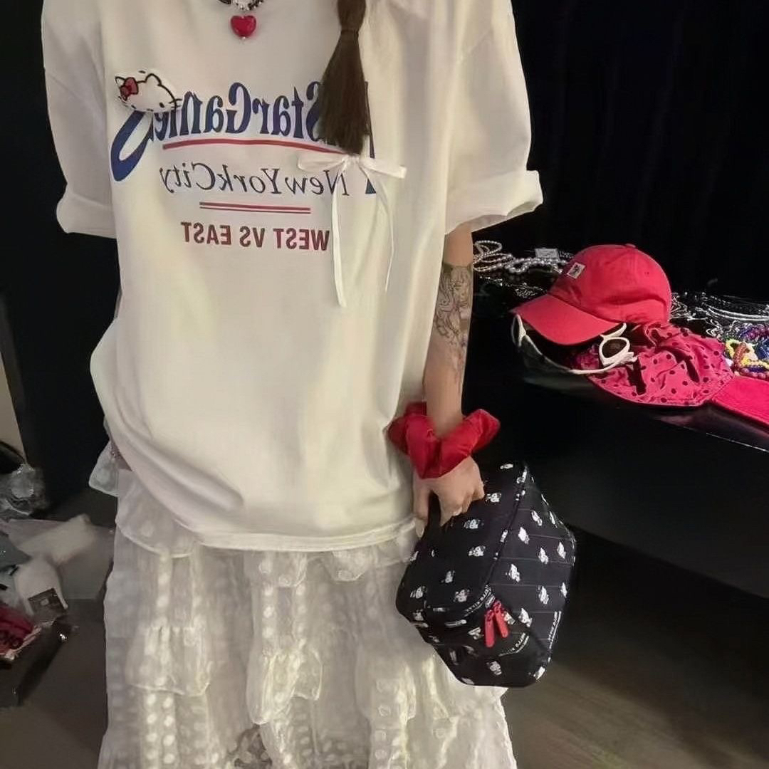 新款圆领卡通Kitty挂件蝴蝶结字母短袖T恤