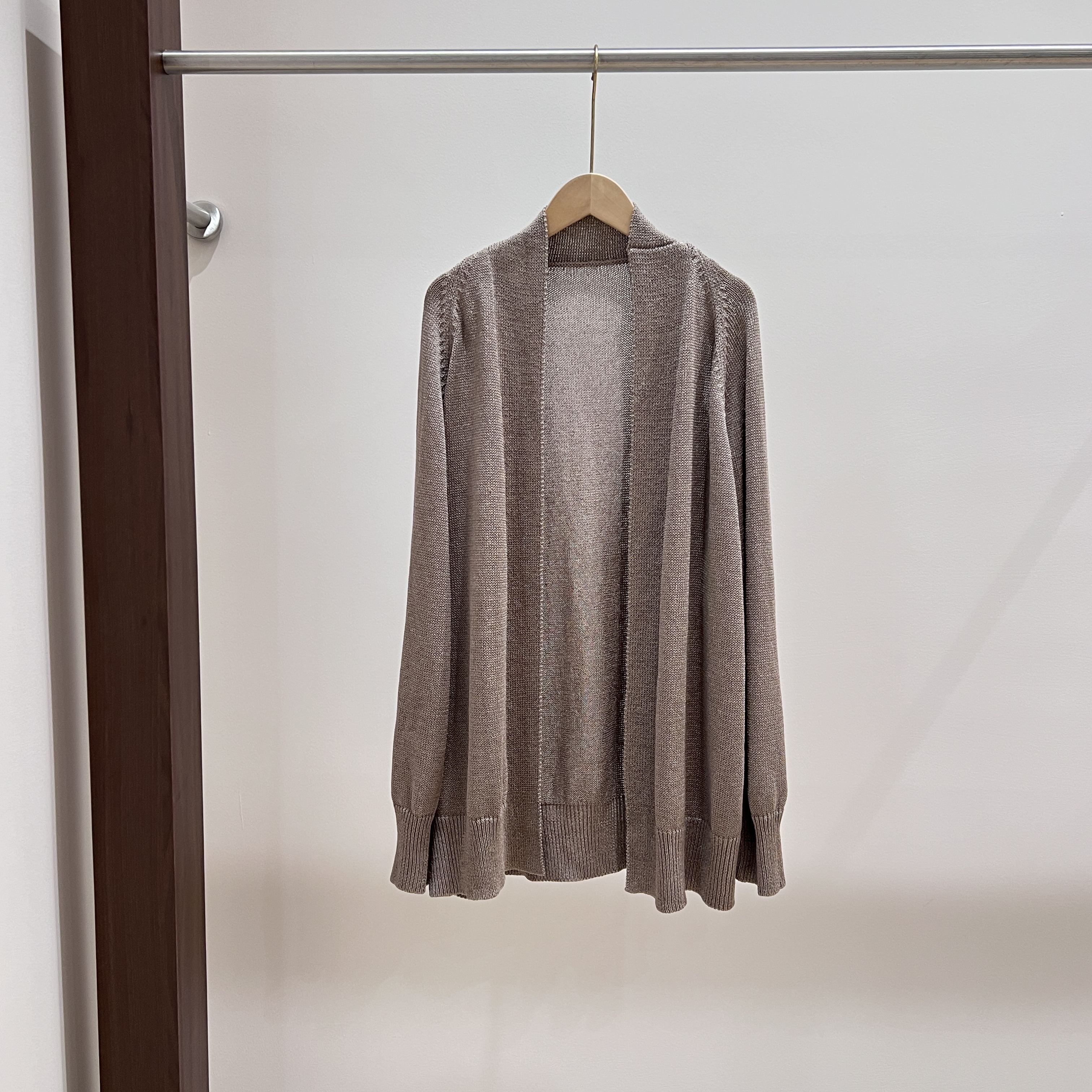 ZZ秋季薄款纯色常规慵懒风毛针织衫女装衫衬衫开衫X084