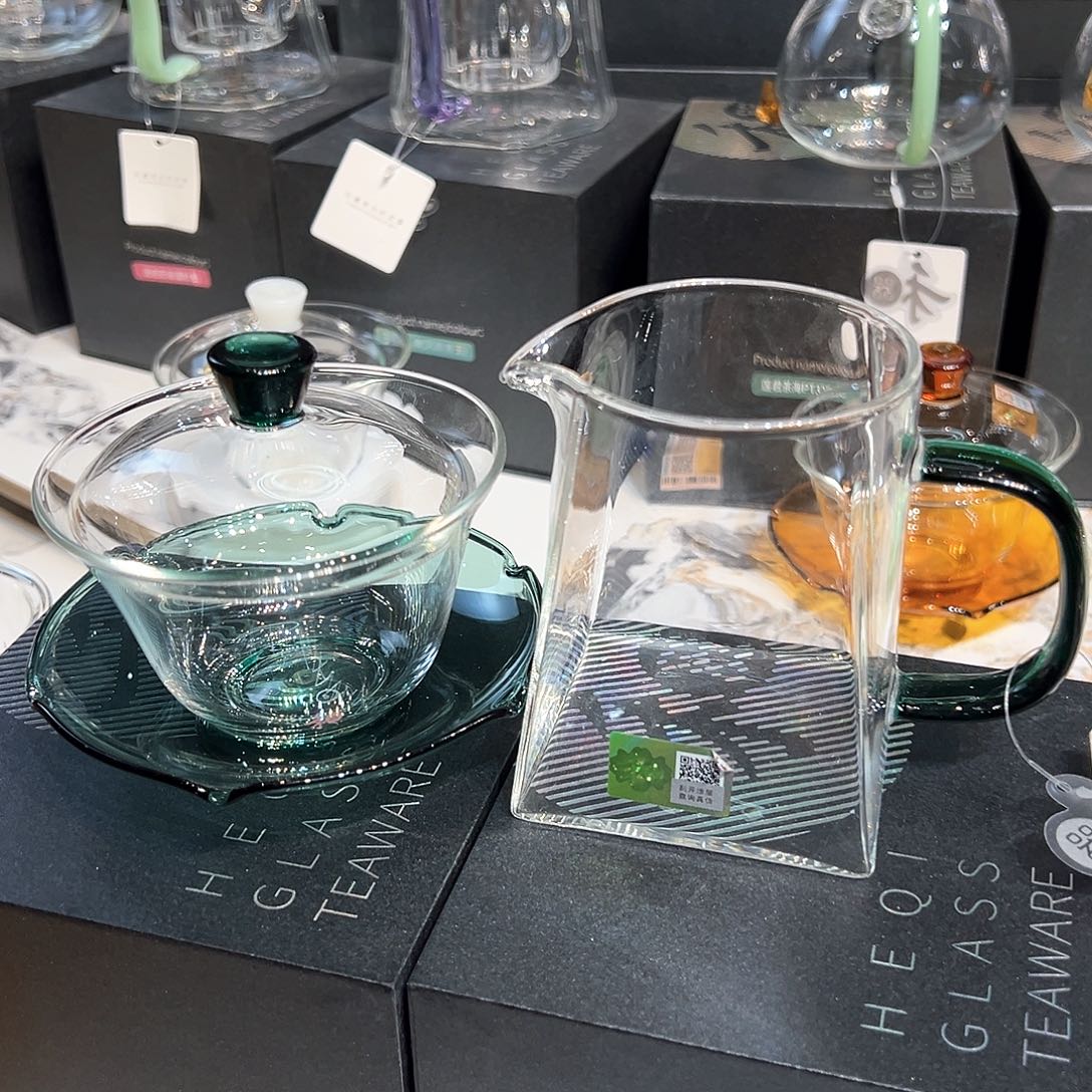 禾器荷叶盖碗加瀚然公道杯墨绿