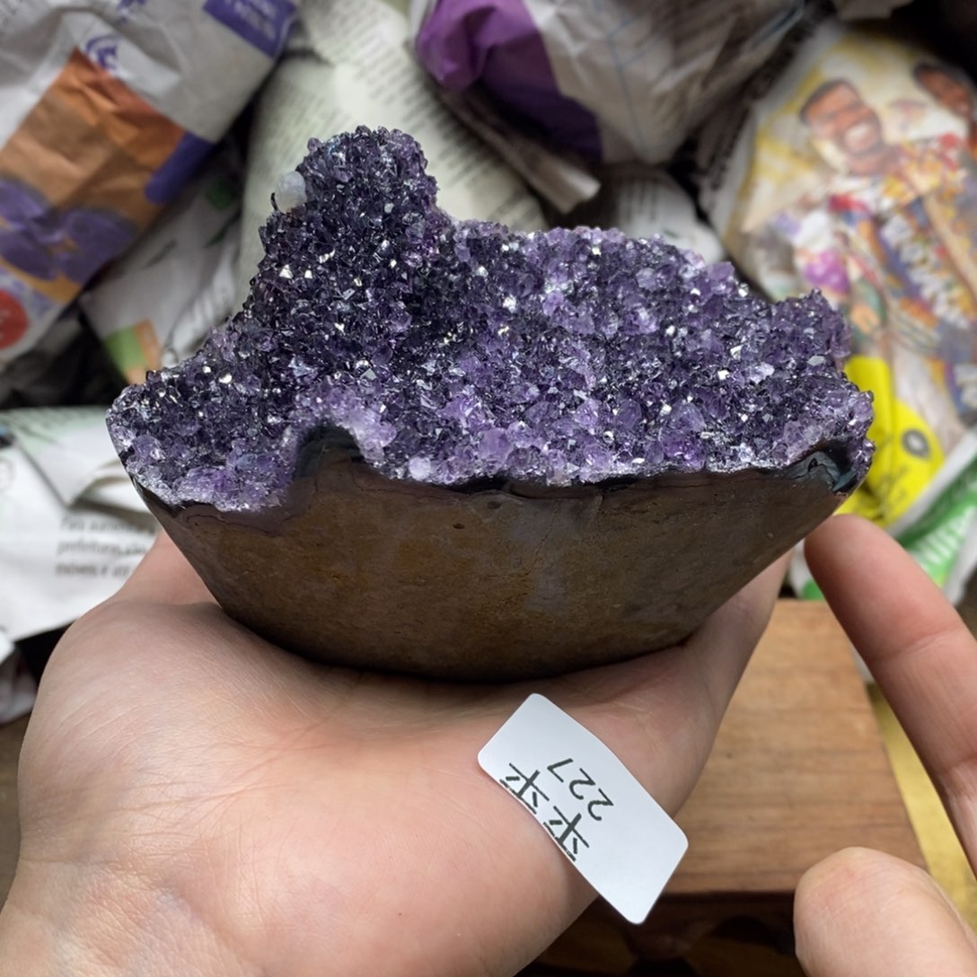 紫晶乌拉圭未镶嵌