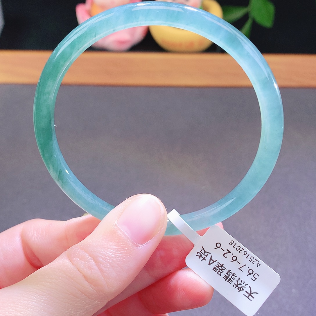 翡翠未镶嵌手镯天然翡翠