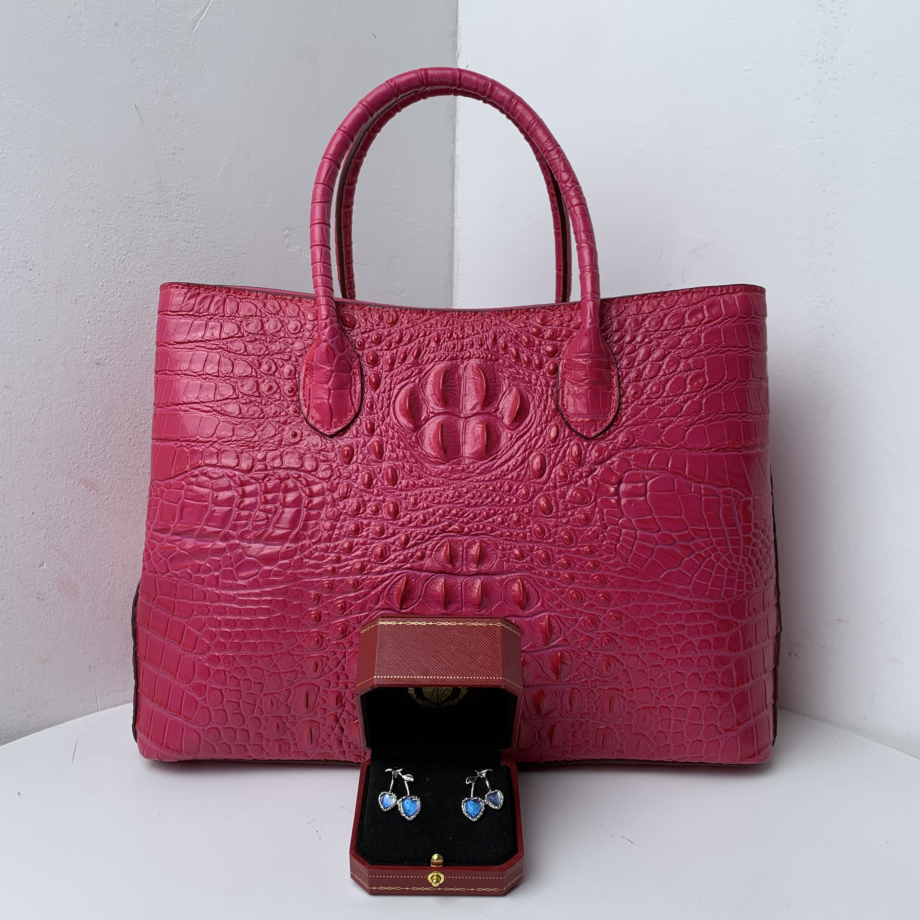 4108【香港联邦】气质优雅女士耳钉