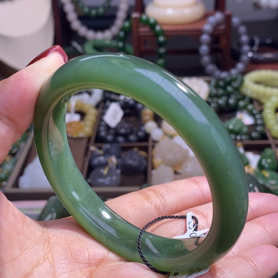 和田玉毕业级老矿料碧玉猫眼手镯60.4未镶嵌