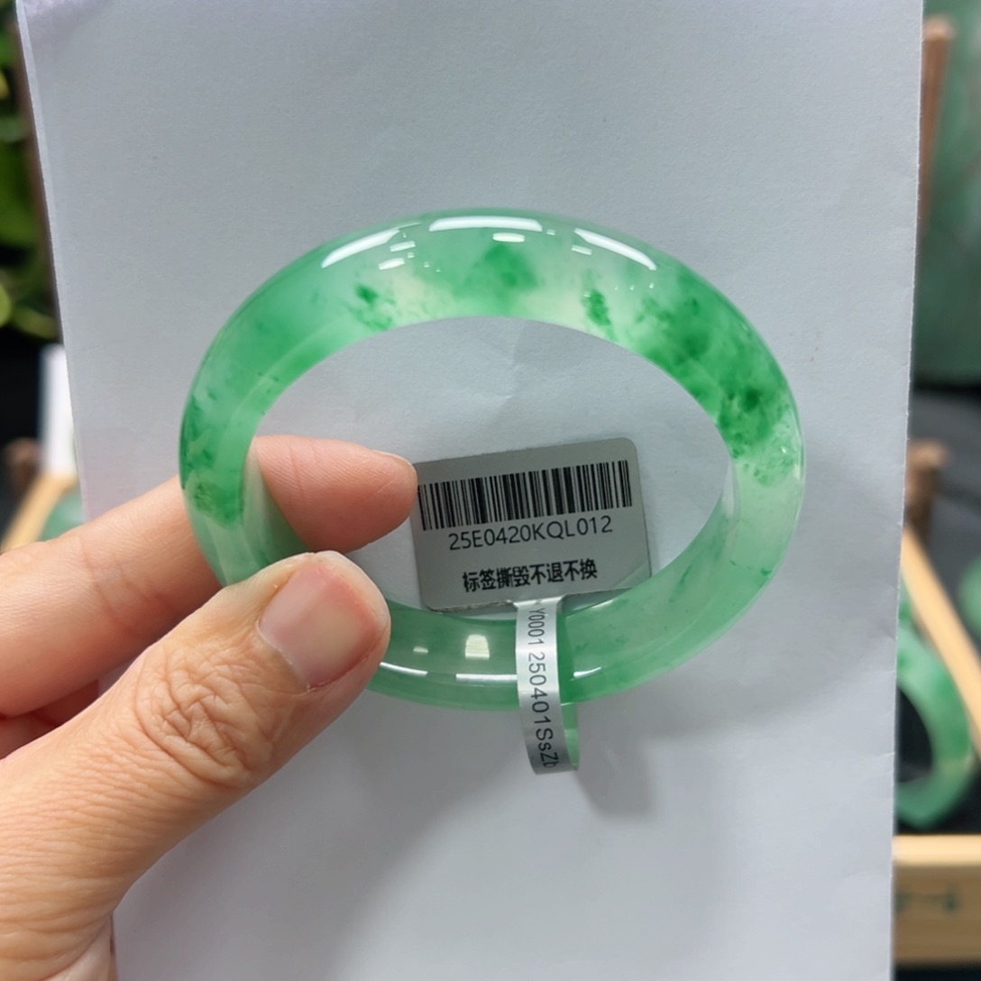 石英质玉手镯未镶嵌➕佳佳5556