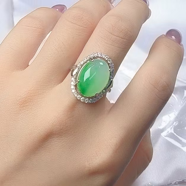 （聚宝严选）B56绿飘花f椭圆戒指精致精美气质时尚百搭妈妈款