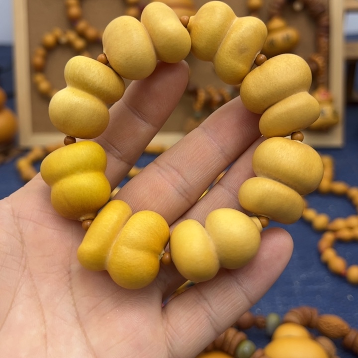 用***4大叶紫檀（黑酸枝木类）