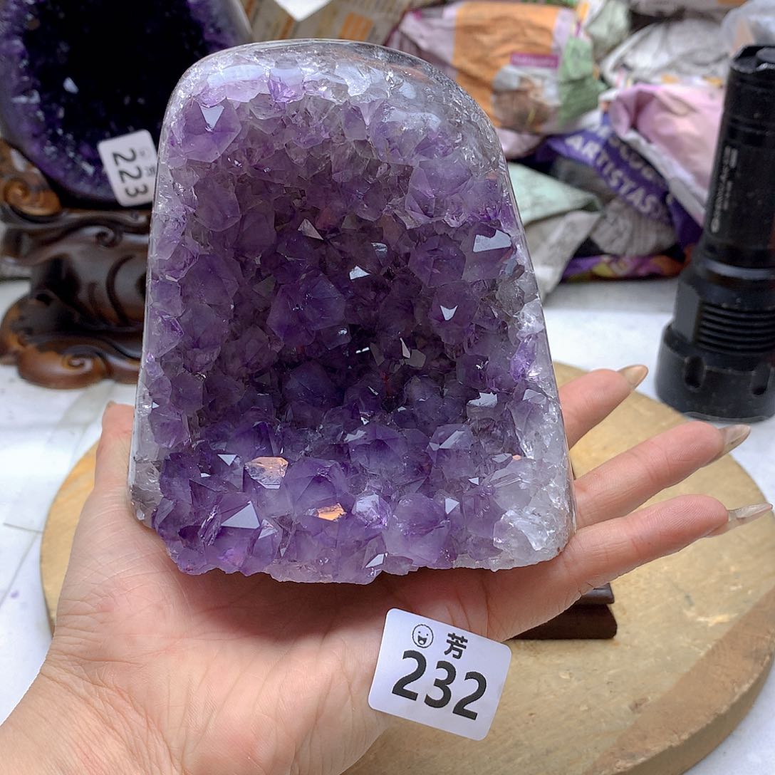 紫晶大型摆件（非配饰）未镶嵌
