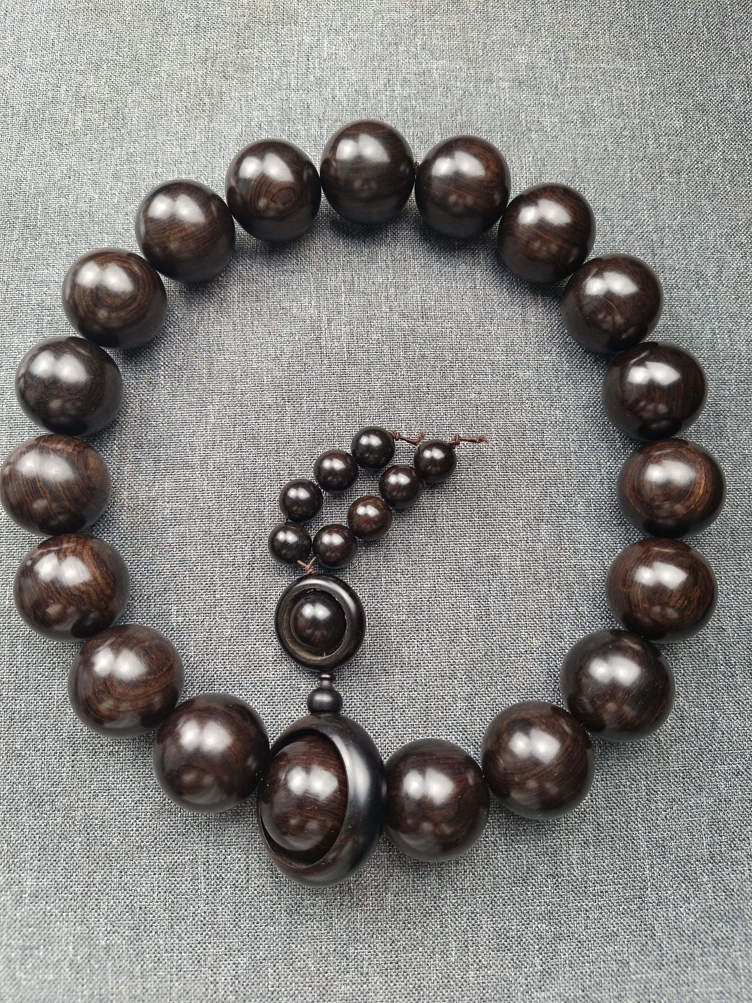 紫光檀首持卡3.5*19颗跑环款精抛无瑕疵