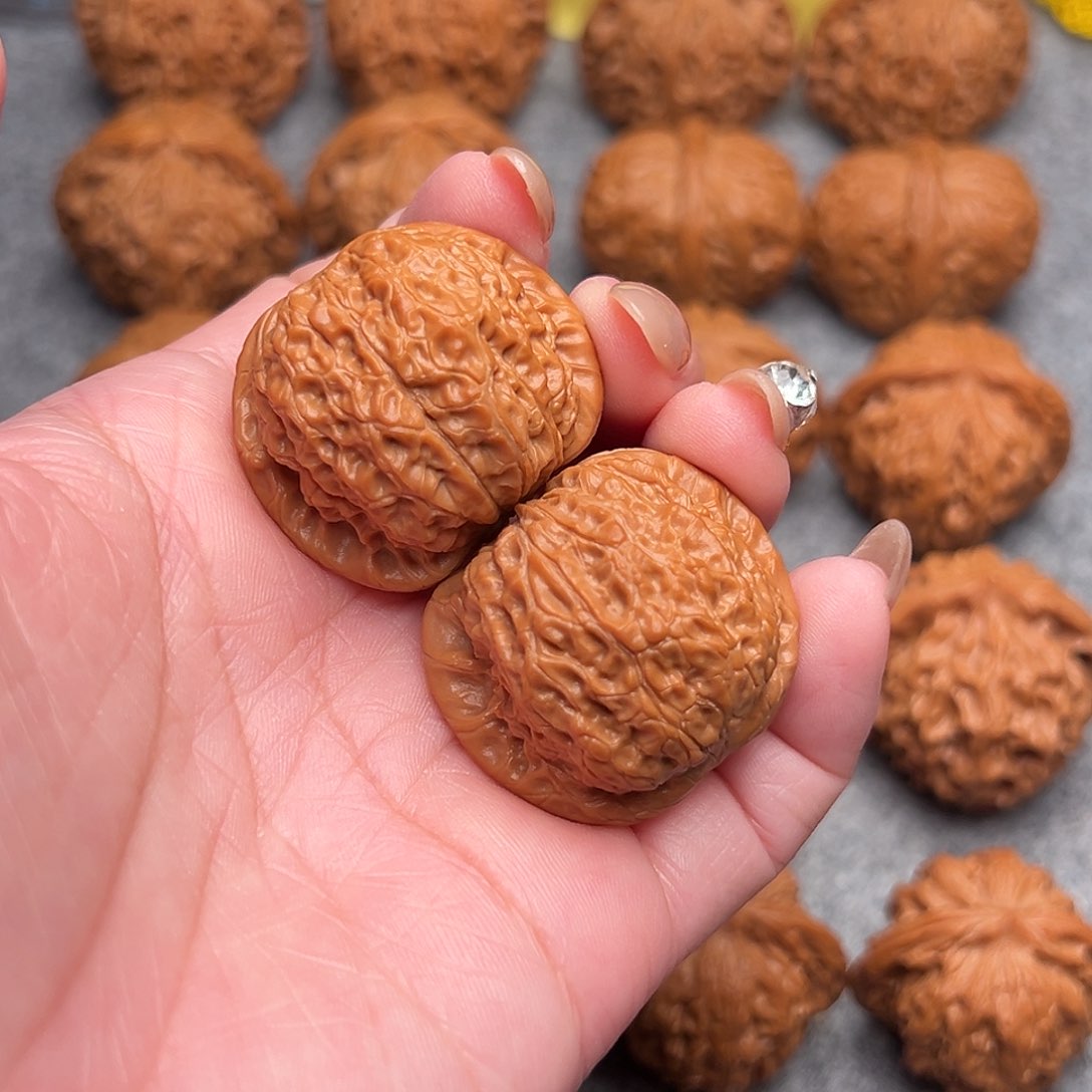 把件文玩核桃精品福利血麒麟35