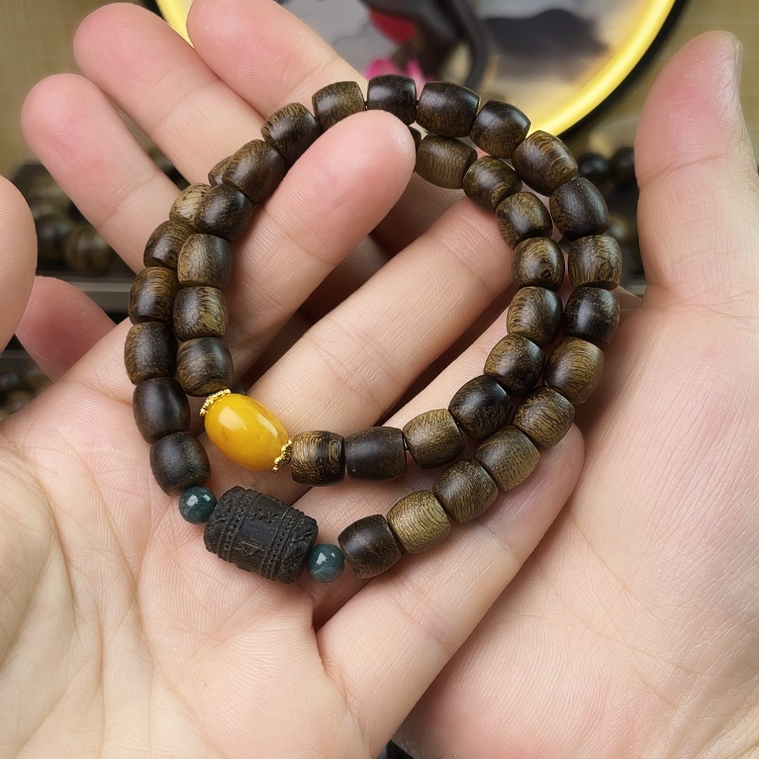 沉香手串越南芽庄老白棋玉化老料瘤疤0.8