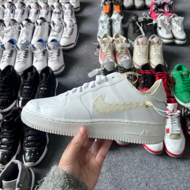 90新 maje Af1 白色 40.5码原盒 VV0215