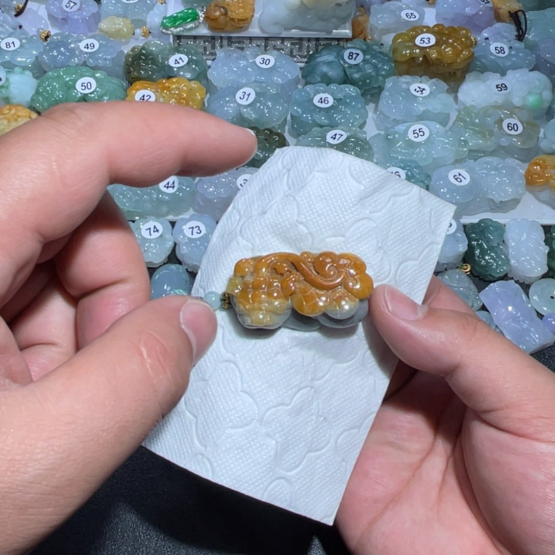 定制翡翠未镶嵌天然