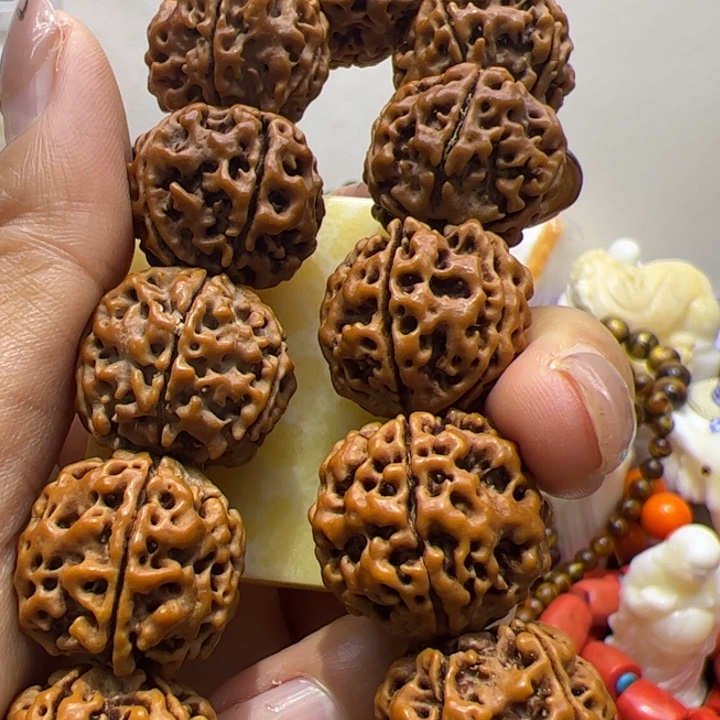 木质非金属龙香牌子