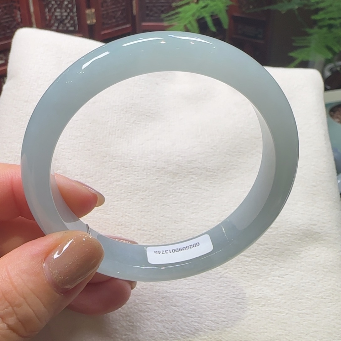 翡翠未镶嵌手链淡蓝调湖水绿平安镯