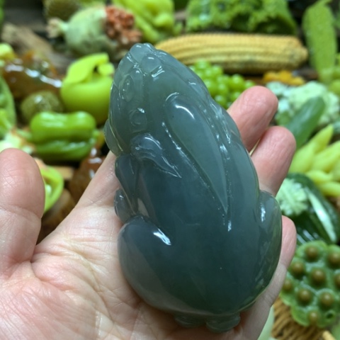蛇纹石玉手把件未镶嵌