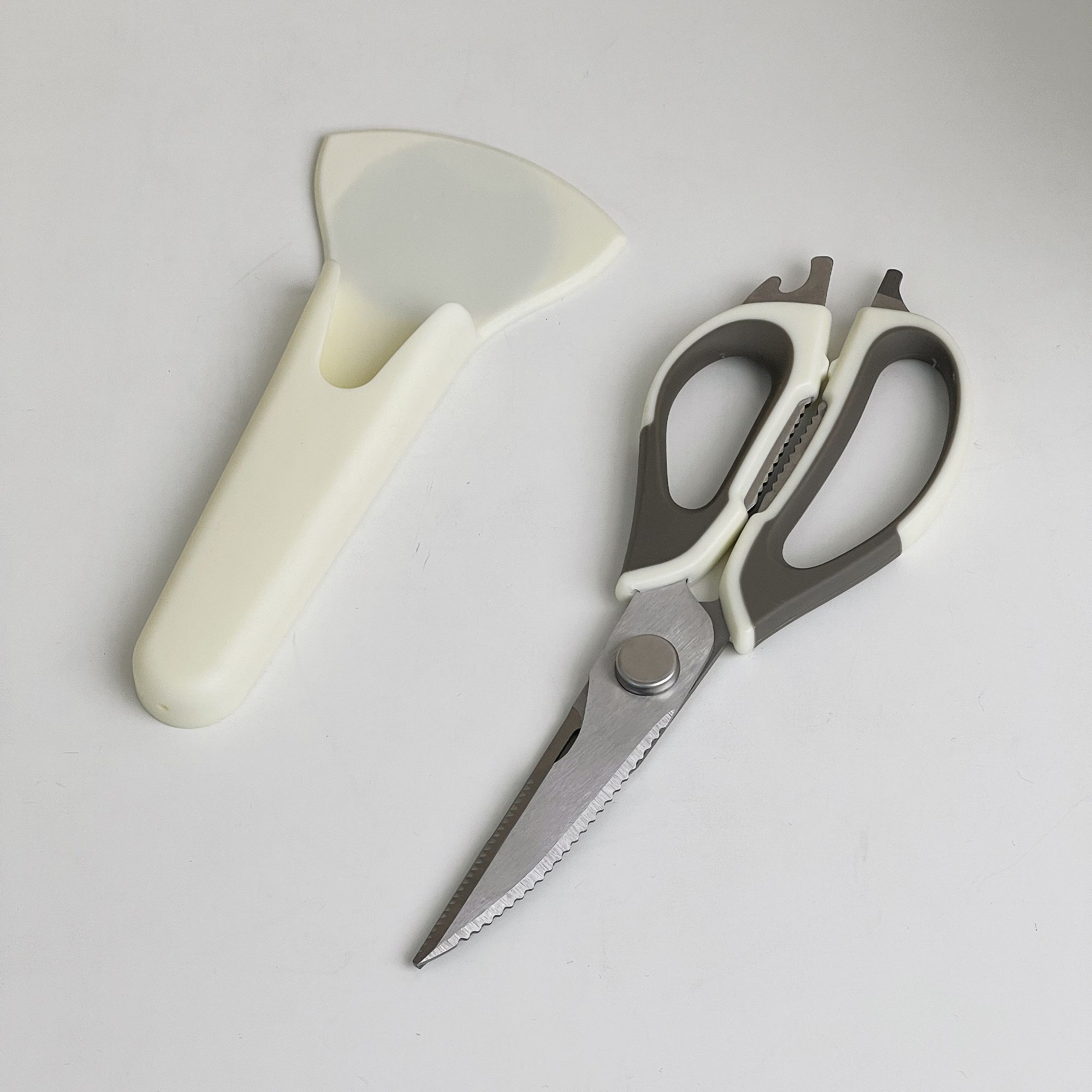 不锈钢厨房剪骨头剪刀 多功能磁吸鸡鸭鹅骨鱼骨专用烤肉剪子强力