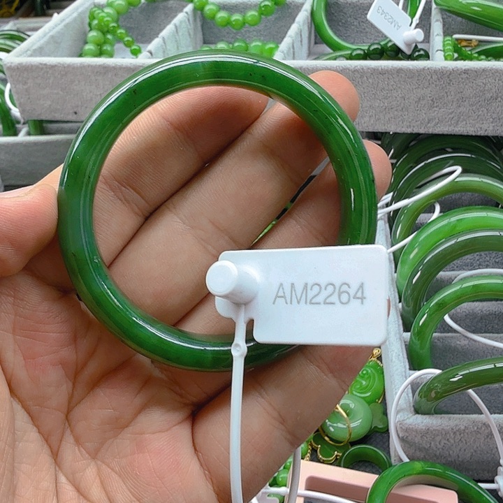 和田玉（碧玉）手镯未镶嵌54