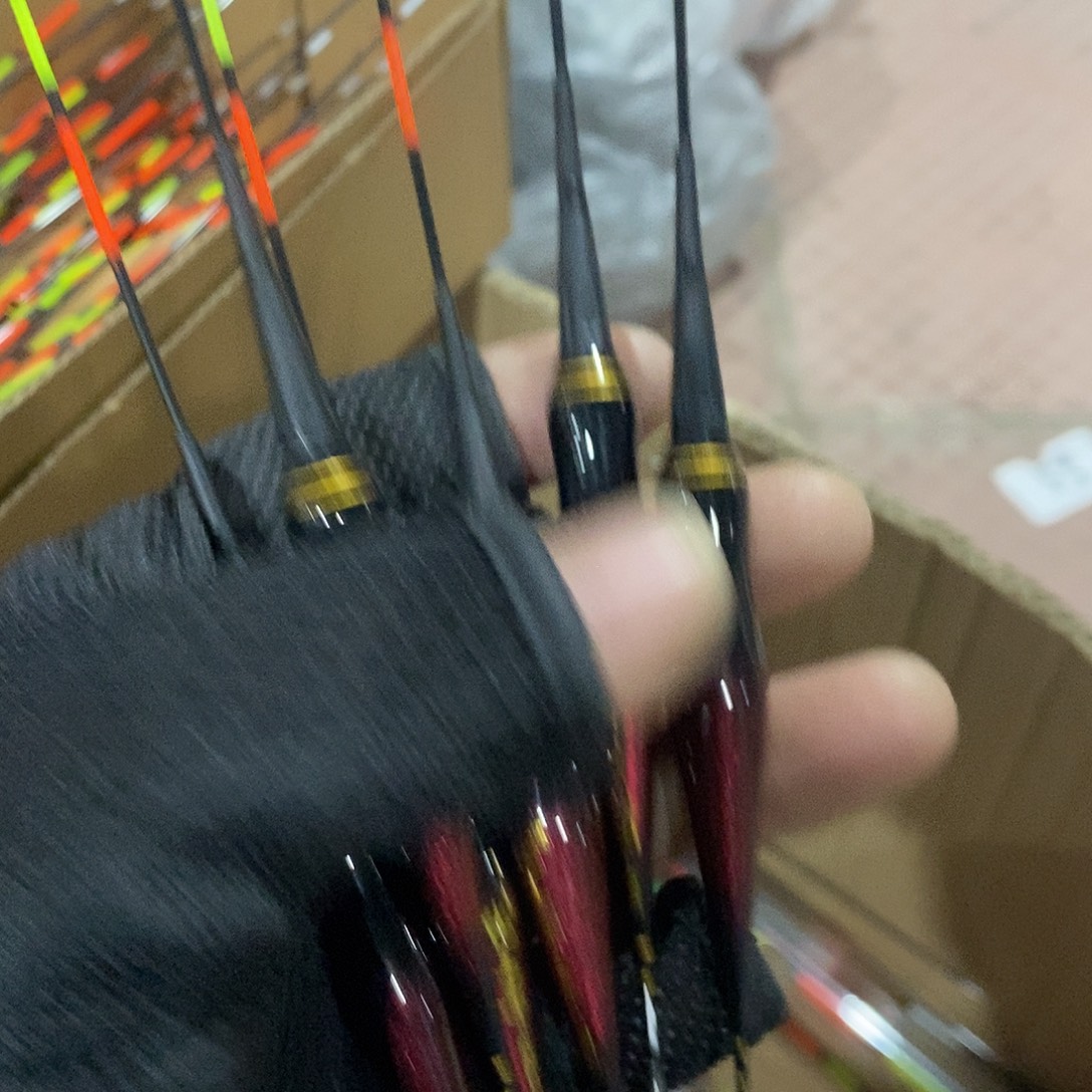 2.5克变色电子鱼漂发6根