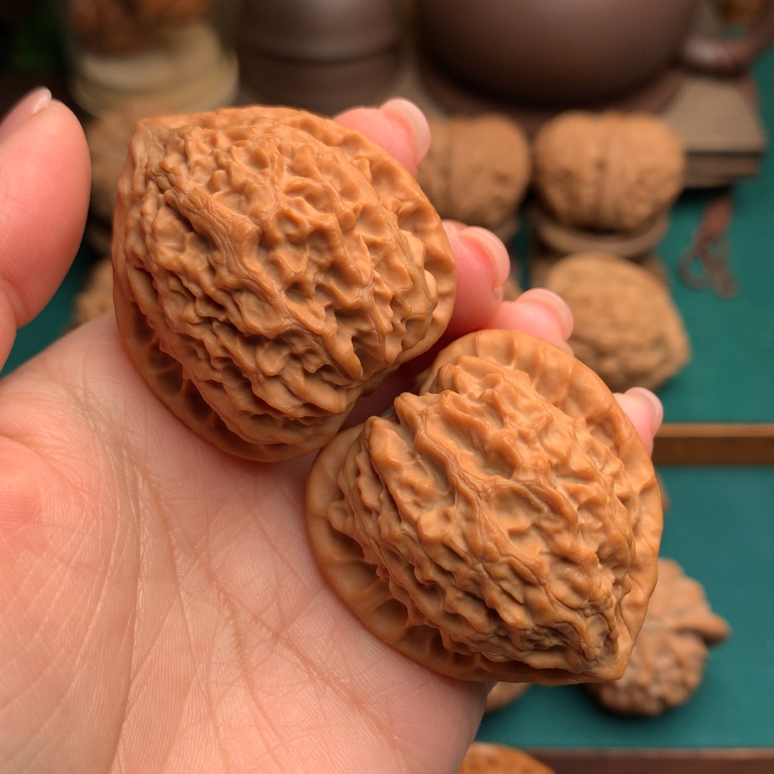 浅***痕吊坠文玩核桃平谷金牛37