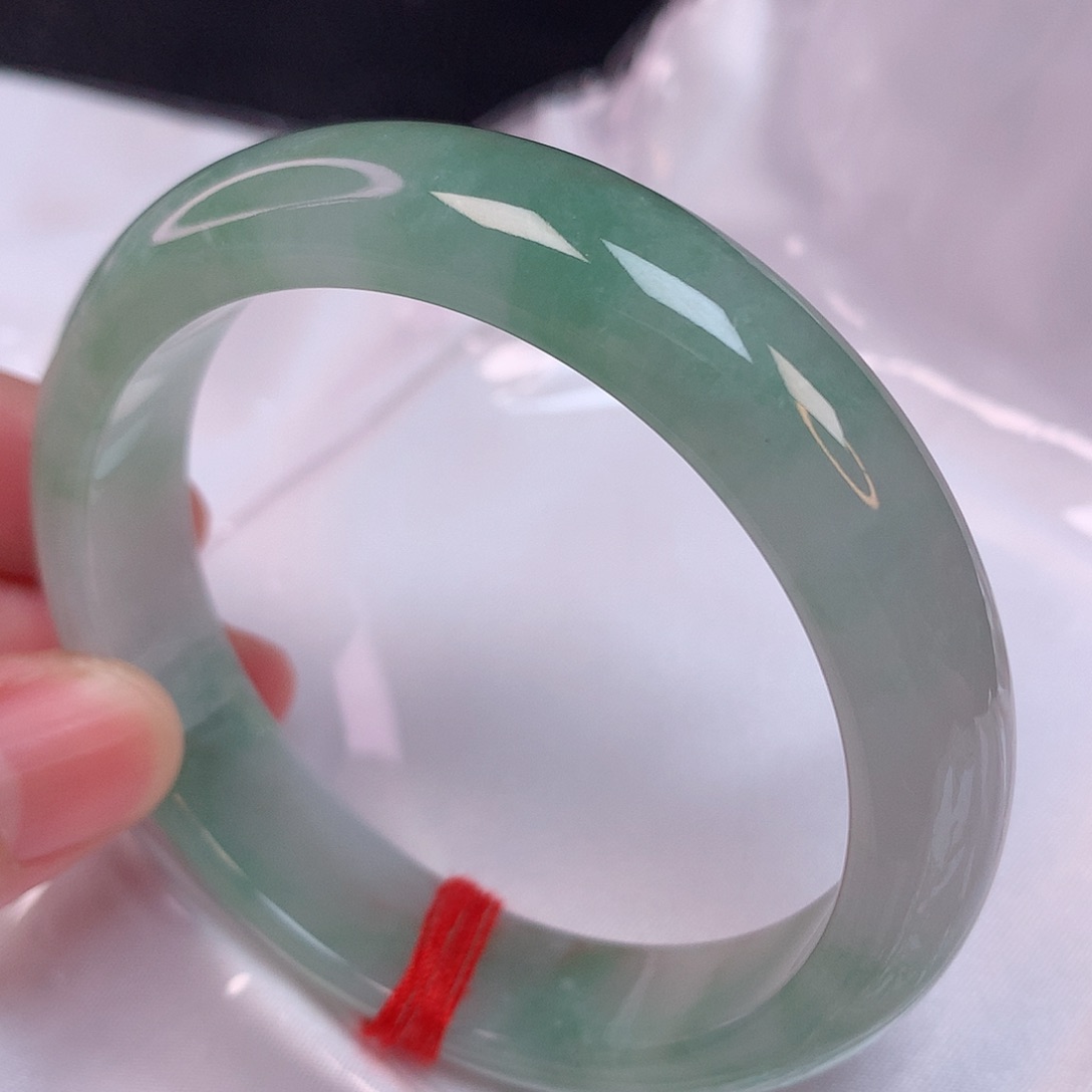 翡翠手镯未镶嵌56 翡翠手镯