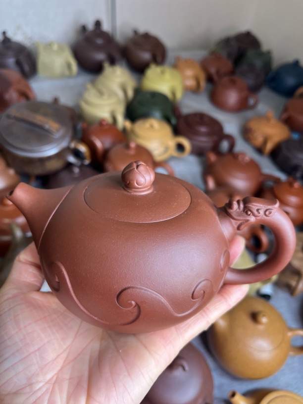 微瑕处理一把紫砂壶