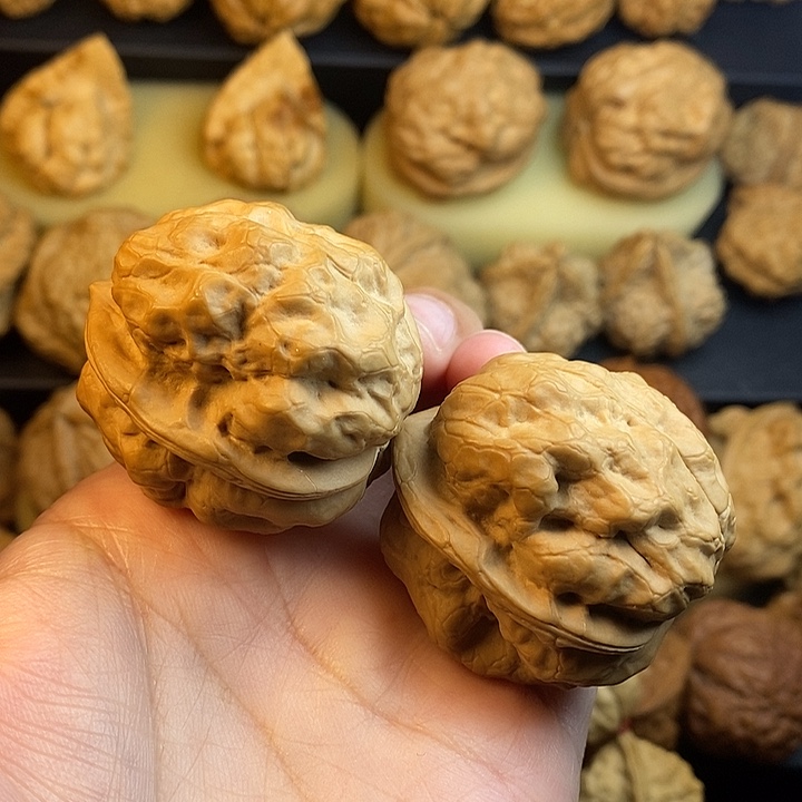 文玩核桃吊坠金蝉疙瘩包40