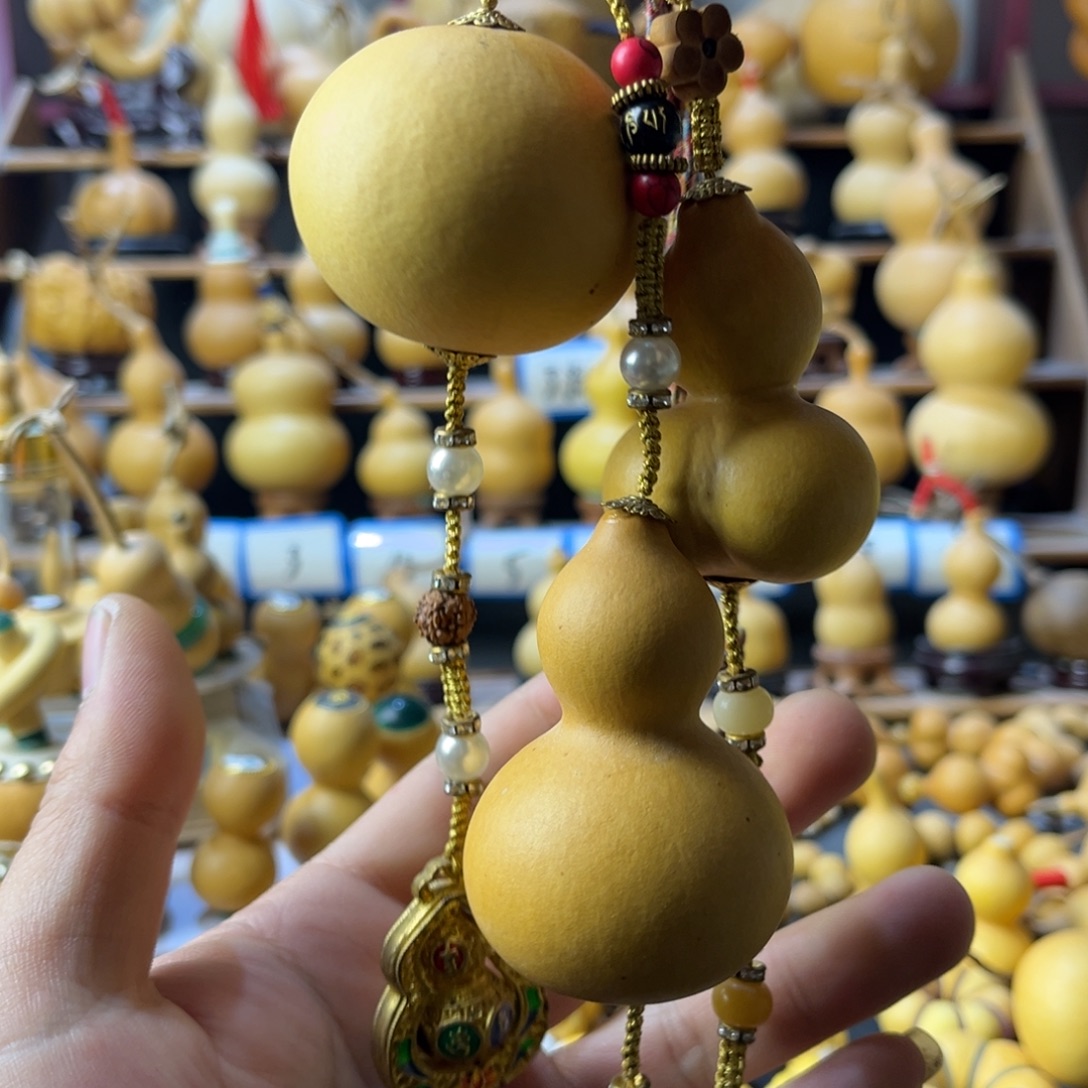 天然小葫芦车挂一个