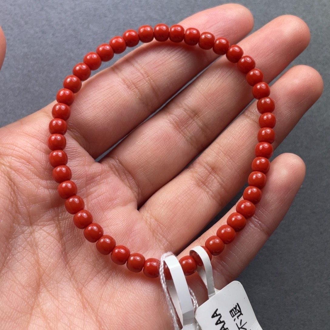 南红玛瑙未镶嵌配饰4.6mm