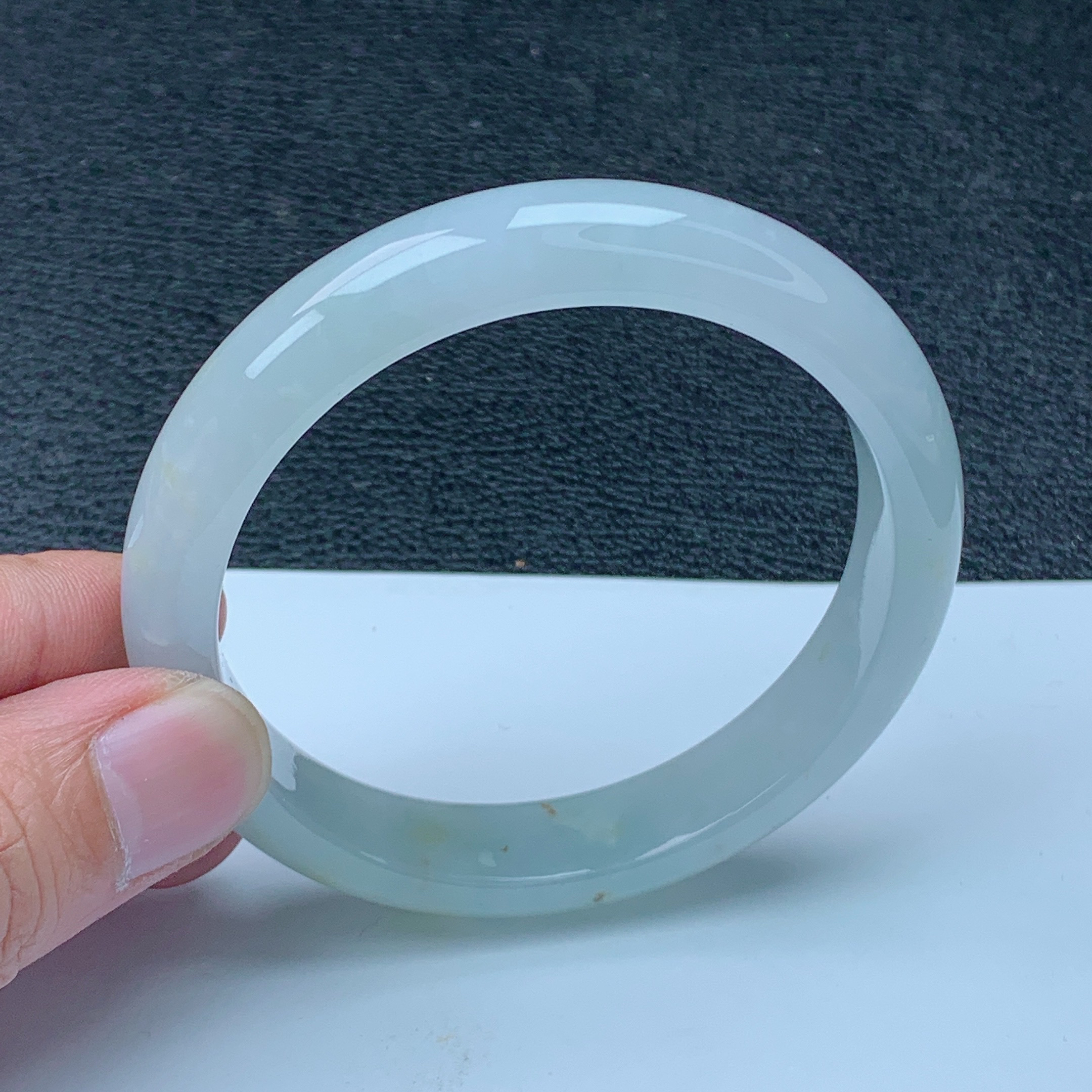 天然缅甸翡翠Ａ货手镯冰糯种白月光飘洒金57.4圈口手镯