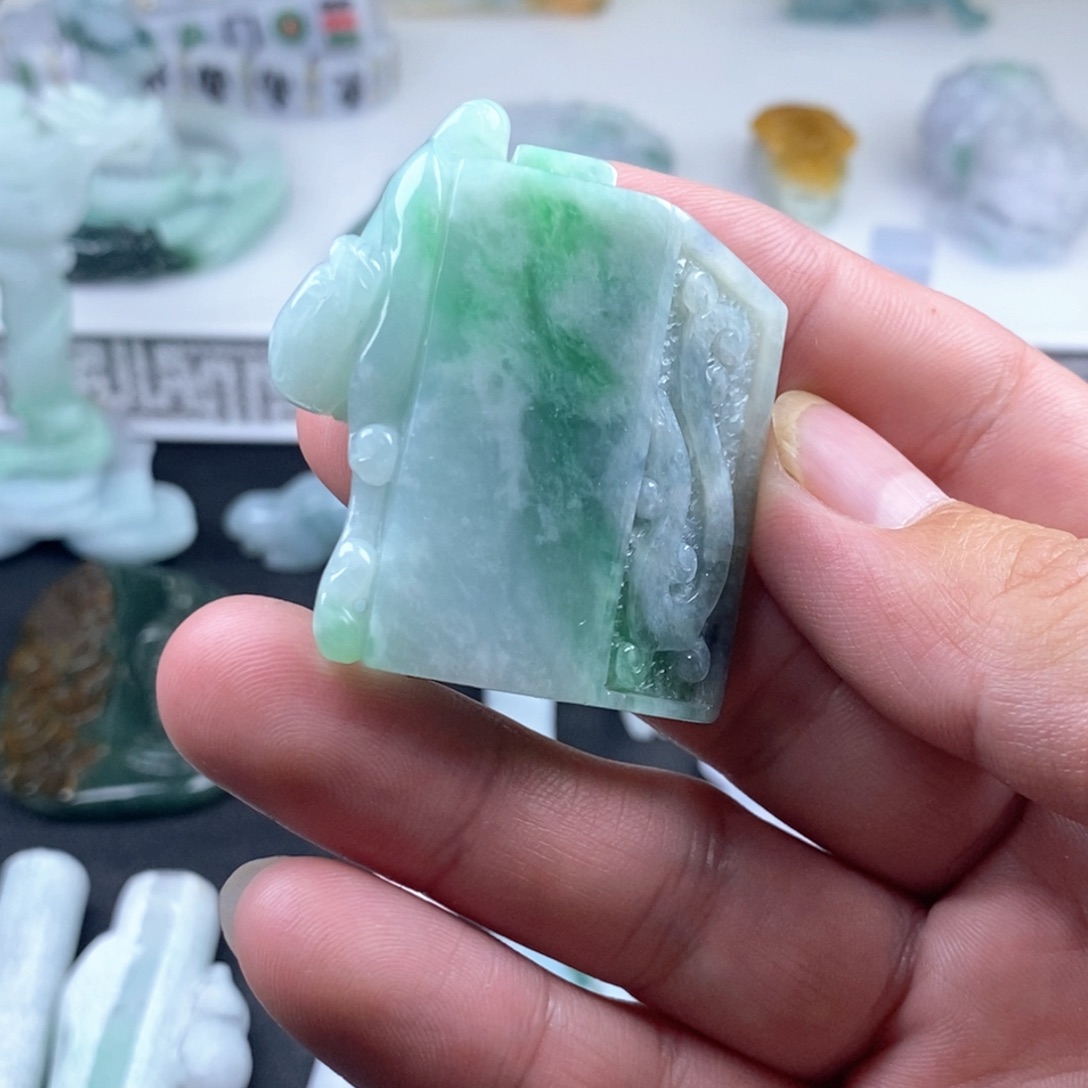 翡翠未镶嵌颈饰天然翡翠