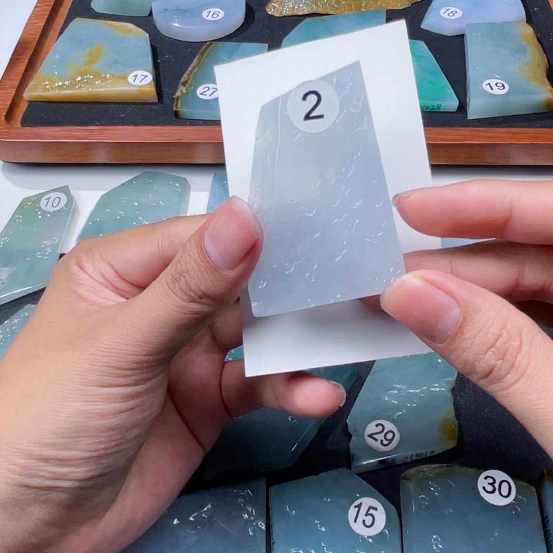 ****果定制翡翠未镶嵌牌子料