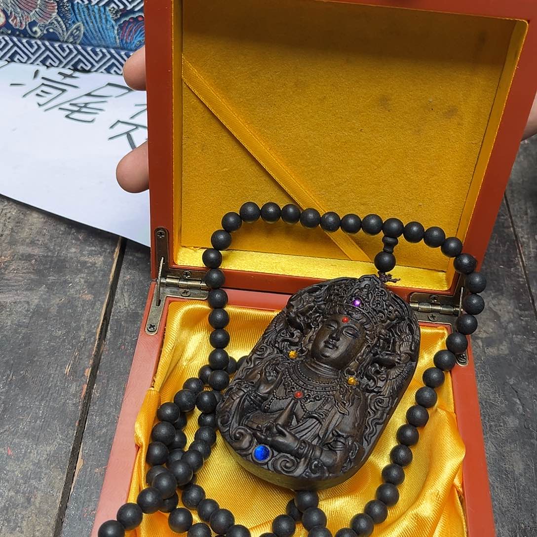 大叶紫檀（黑酸枝木类）