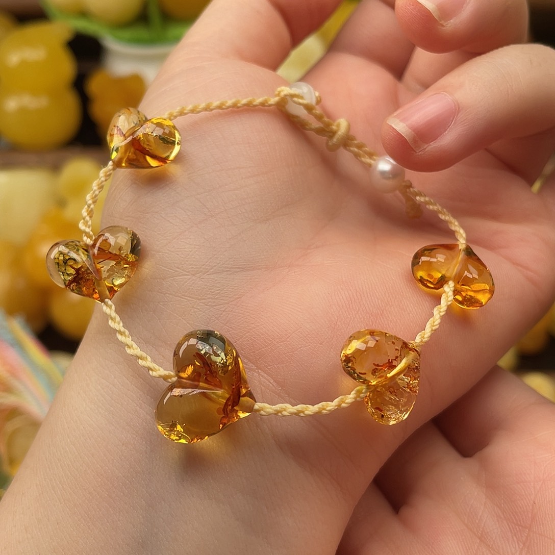 琥珀未镶嵌珠宝奇石