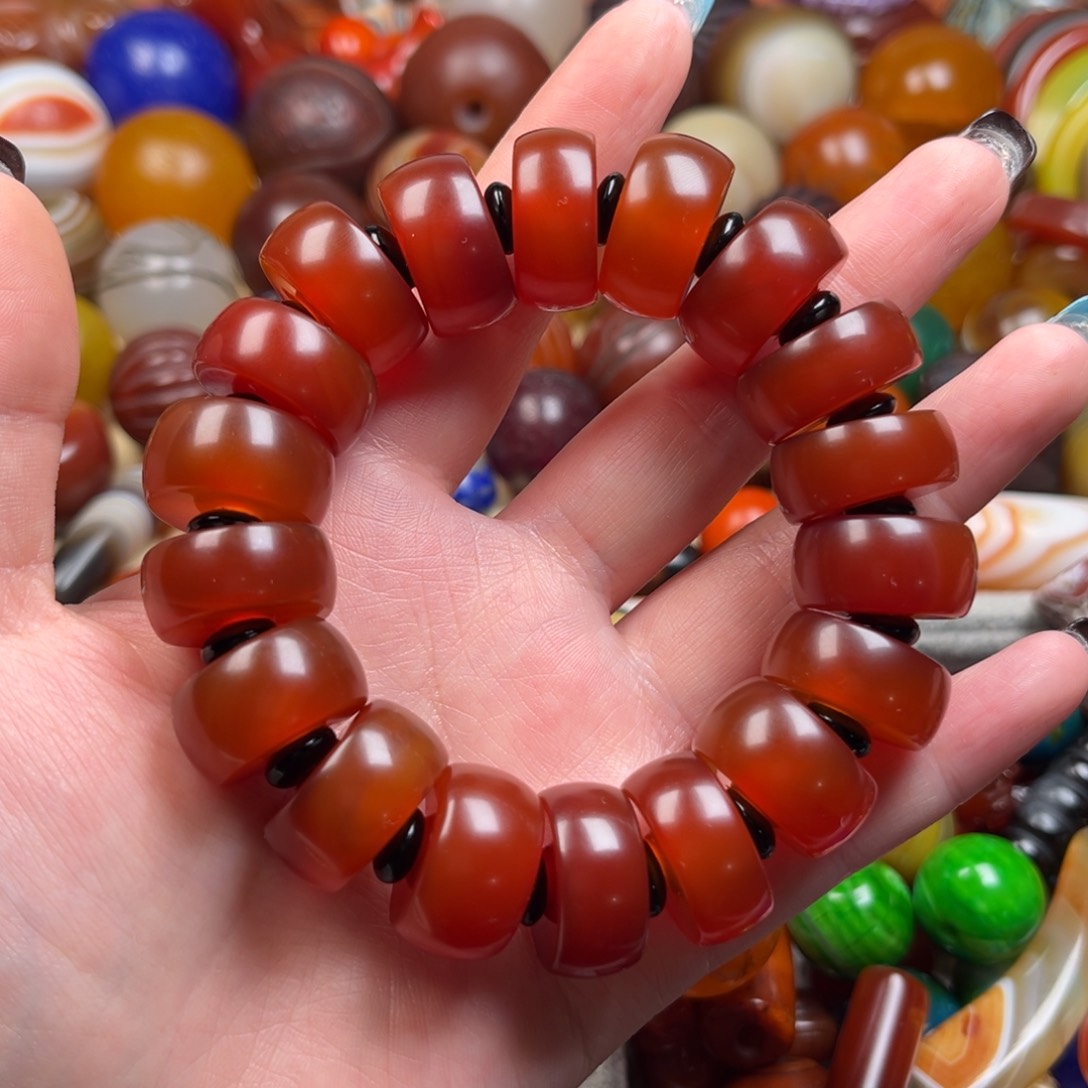 玛瑙/玉髓颈饰未镶嵌