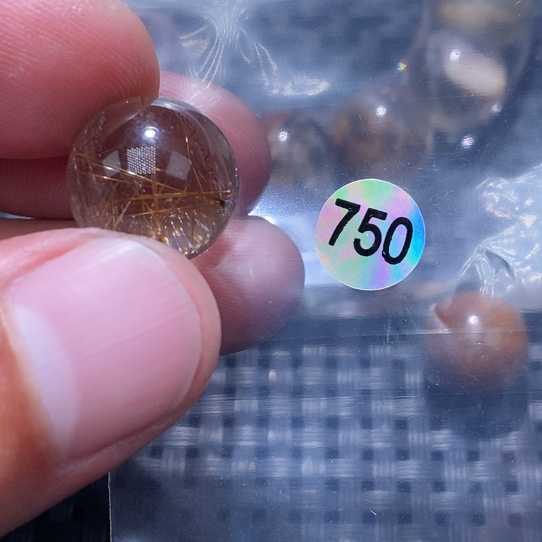 是****发晶未镶嵌手链天然水晶