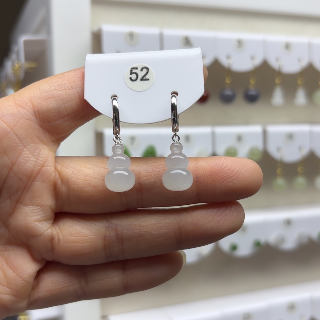 和田玉银S925镶嵌耳饰