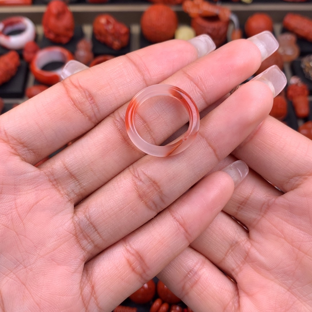 南红玛瑙未镶嵌冰飘戒圈内径16+